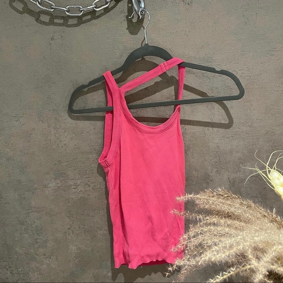 Pink top - Picture 2 of 3